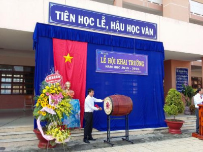 Trường THCS Định Hòa Khai Giảng Năm Học 2015 - 2016